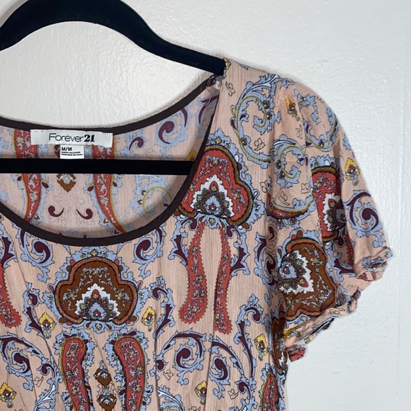 Forever 21 Dresses & Skirts - 🎈Vintage Forever 21 paisley dress!